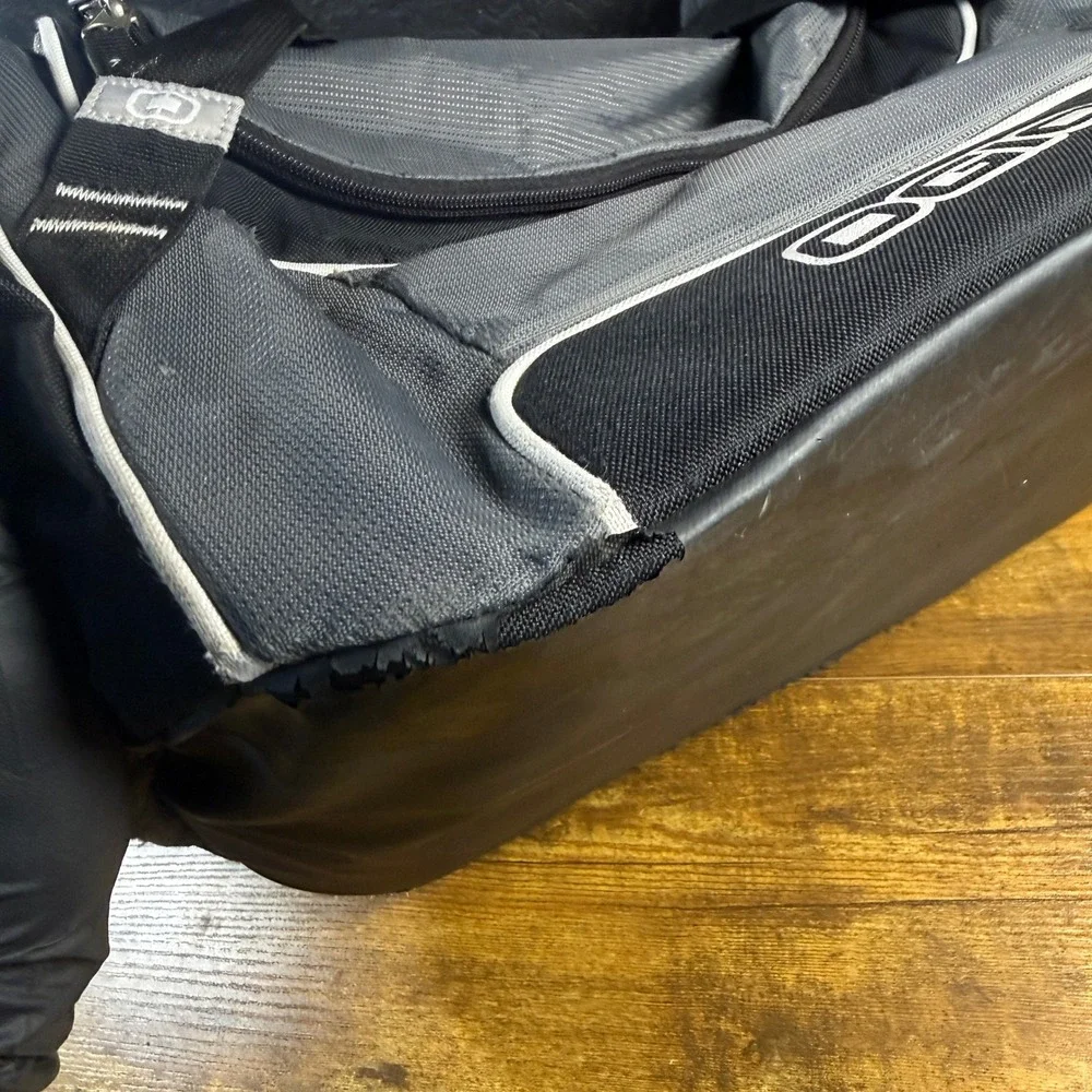 OGIO Endurance Gray Black Ripstop Nylon Duffle Gym Travel Bag Large